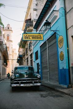 Latin Decor, Cuba Holiday, Cuba Vacation, Cuban Culture, Visit Cuba, Top Places To Travel, Cuba Travel, Havana Cuba, Classic American