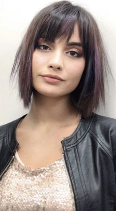 Above Shoulder Length Hair, Shoulder Length Hair Cuts With Bangs, Short Hair Outfits, Bobbed Hair, Haircut For Square Face, Short Hair Up, Short Hairdos, Choppy Bob, Hair Affair