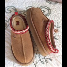 Ugg Tazz Shoes Brand New With Box Note These Are A Junior’s Size Size 5 Will Fit A Woman’s Size 7 Chestnut Blue Ugg Boots, Fur Boots Women, Pink Ugg Boots, Cute Uggs, Ugg Tazz, Ugg Boots Classic Short, Ugg Winter Boots, Purple Boots, Ugg Classic Tall