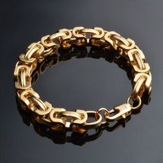 Brand New Women's 18k Gold Twisted Chain Link Bracelet Genuine 18k Gold Plated Sterling Silver (Stamped) Length - 8" 9mm Width Retail Price $350 Buy With Confidence From A Trusted Seller With A 99%+ Feedback Rating! A0418 (Id-385-) Luxury Gold-tone Box Chain Bracelet, Formal Gold Chain Link Jewelry, Formal Gold-plated Gold Bracelets, Classic Gold Metal Bracelet, Gold Plated Bracelets For Formal Occasions, Formal Gold-tone Gold-plated Bracelet, Elegant Gold Bracelet With Box Chain, Gold-tone Box Chain Bracelet For Formal Occasions, Formal Gold Metal Chain Bracelet