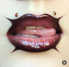 Funky Makeup, Drag Make-up, Face Art Makeup, Art Perle, Swag Makeup, Alternative Makeup, Cool Makeup Looks, Unique Makeup, Dope Makeup