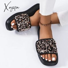 New Velcro Thick-soled Sequined Design High-end Sandals for Women, Flip Flops, Fashionable Summer Wear Black Toe Post Footbed Sandals For Spring, Black Toe Post Footbed Sandals For Summer, Sandals For Women, Wearing Black, Summer Wear, Bags Women, Flip Flops, Womens Sandals, Bag Lady