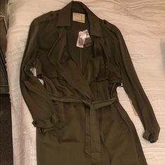 Nwt Forever 21 Olive Long Jacket Forever 21 Long Sleeve Spring Outerwear, Forever 21 Long Sleeve Fall Outerwear, Forever 21 Long Sleeve Outerwear For Fall, Forever 21 Workwear Blazer, Forever 21 Long Sleeve Workwear Blazer, Forever 21 Long Sleeve Blazer For Work, Spring Fitted Khaki Outerwear, Fitted Khaki Outerwear For Spring, Forever 21 Long Sleeve Outerwear With Pockets