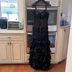 Gorgeous Black Lace, Sequenced, Tulle And Super Detailed For A Black Tie Event. With A Flattering Look Makes The Body Look Super Slim Wedding Color Black, Black Evening Gown, Black Tie Event, Wedding Color, Evening Gown, Black Tie, Evening Wear, Wedding Colors, Black Lace