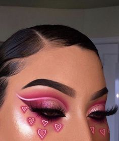 Cheap Makeup Products, Cute Eye Makeup, Mint Chocolate Chip, Valentines Day Makeup, Valentines Makeup, Cheap Makeup, Dope Makeup