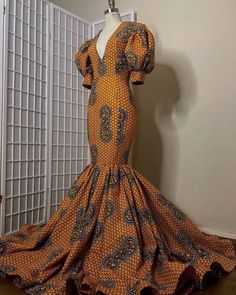 You can be as beautiful as that your friend or even more. This African print wedding dress is all you need.  Please drop your phone number for shipping,Also to enable your dress fit perfectly please provide your bust,waist,hip and length of dress measurements. Thank you! Ankara Prom Dress, African Prom Dress, African Gowns, Ankara Maxi Dress, African Party Dresses, African Chic, Dress Ankara, African Prom Dresses, Mode Turban