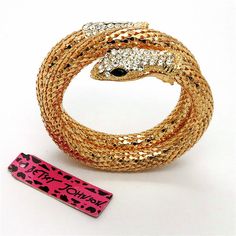 Condition: 100% Brand New Quantity: 1 PCS Size:Adjustable 1 Inch=2.54 cm Hot Fashion Lady Gold-Plated Shiny Crystal Snake Women Charm Bracelet Gift Condition: 100% Brand New Quantity: 1 Pcs Size: Adjustable 1 Inch=2.54 cm PaymentShippingAfter SaleAbout usContact us Payment We only accept PayPal payment. All payment must be completed within 14 days after the order made. Non-payment may result in a UPI (Unpaid Item) case on your account. ebay will automatically close your account if you altogether accumulate 4 UPI cases. If you have any problems on payment, pls inform us via ebay message.     Shipping Items shipped from China via airmail. Normally the shippment to worldwide is used to take 12 to 35 business days,exclude Sat & Sun. Delivery time depends on postal process and other factors, it Trendy Adjustable Gold-tone Jewelry, Gold Snake Shape Jewelry For Parties, Adjustable Snake Shaped Metal Jewelry, Adjustable Snake-shaped Metal Jewelry, Flexible Gold Bracelets For Party, Adjustable Gold-tone Bracelet, Adjustable Gold-tone Jewelry Fashion Accessory, Snake-shaped Metal Bracelets As Gifts, Trendy Gold Snake Shaped Jewelry