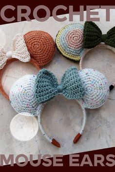 three crocheted mouse ears with bows on them and the words, crochet mouse ears