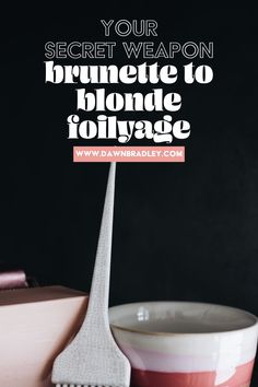 Get inspired by this blonde bombshell balayage inspiration. Combining foils and the signature halo-placement technique you are going to learn how to transform brunette to blonde foilyage. Prepare to get inspired to transform your own brunette foilayage. | brunette foil highlights | brunette blonde foilayage hair | brunette foilayage hair #hairtutorial #balayage #foilayage Balayage Hair Platinum, Balayage Hair Strawberry Blonde, Balayage Hair Light, Short Blonde Balayage Hair, Straight Blonde Balayage, Foilayage Brunette, Honey Blond Balayage, Long Blonde Balayage Hair, Balayage Hair Medium