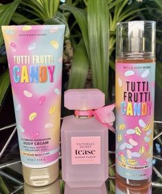 Profumo Victoria Secret, Fragrance Lab, Bath N Body Works, Perfume Organization, Perfume Body Spray, Bath And Body Work, Bath And Body Works Perfume, Beauty Finds