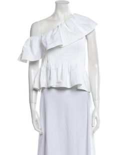 Cinq à Sept Crop TopWhitePleated & Ruffle AccentsShort Sleeve with AsymmetricalFit:Tops by Cinq à Sept typically fit true to size. Fitted White One Shoulder Top, White One-shoulder Feminine Top, White Fitted One-shoulder Top, White Asymmetrical Top With Ruffles, Short Sleeve Crop Top, Short Sleeve Cropped Top, Outerwear Sweater, Shirt Accessories, Shoulder Sweater