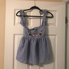 Boutique Never Worn Gorgeous Blue White Pinstriping, Straps Lay Off Of The Shoulders. Spring Striped Tops With Floral Print, Striped Floral Print Tops For Summer, Pinstriping, Pin Stripe, Floral Stripe, Floral Top, Floral Tops, Off The Shoulder, Blue White