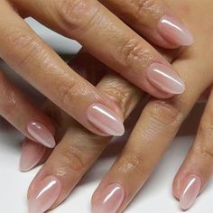 luxejewelry Fake Nails Natural, 2026 Wedding, Short Fake Nails, Short Press On Nails, Valentine Nails, Nagel Tips, Easy Nails, Fake Nails With Glue, Professional Nail Art