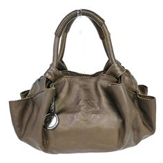 Brand Loewe Style Hand Bag Color / Material Bronze / Leather Country Of Manufacture Spain Serial Number 051104 Dimension Size ( Inch ) W 14.6 X H 10.2 X D 5.5 " (Approx.) Size ( Cm ) W 37 X H 26 X D 14 Cm (Approx.) Handle Drop ( Inch /Cm ) 5.1 "/ 13 Cm (Approx.) Shoulder Drop ( Inch /Cm ) 0 - 0 "/ 0 - 0 Cm(Approx.) Come With ( Accessories) Charm Pockets Outside - Inside Zip*1,Flap*1 Example Of Ranks S New,Unused Sa Less Frequently Used Items A There Is A Little Feeling Of Used, Good Condition Ab Loewe 90s, Loewe Style, Loewe Anagram, Loewe Bag, Pretty Bags, Bag Design, Mitten Gloves, Phone Bag, Hand Bag