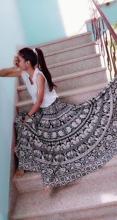 Indian Boho skirts, Elephant gypsy skirt, Mandala skirt, maxi Bohemian skirts Hippie skirt, cotton e Cotton Skirt Outfit, Hippie Rock, Skirt Indian, Bohemian Maxi Skirt, Hippie Skirt, Indian Skirt, Hippie Skirts, Bohemian Skirt, Bohemian Maxi