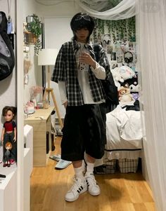 Summer Outfits Transmasc, Masc Style Outfits, Masc Baggy Outfits, Japan Outfits Men, Masc Jorts Outfit, Shojo Boy Outfit, Mori Kei Male, Masc Earthy Outfits, Jort Outfits Men