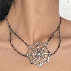 New Metal Necklace Pendant 2x2" Chain 16" Tags: Halloween Horror Emo Scene Goth Punk Rockabilly Fashion Jewelry Accessory Spider Web Horror Punk Fashion, Spider Web Necklace, Web Necklace, Shein Jewelry, Scene Jewelry, Scene Goth, Horror Punk, 2000s Emo, Metal Necklace