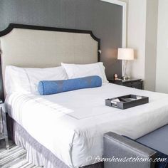 How To Make Your Bedroom Look More Expensive House To Home, Bedroom Color Combination, Luxury Hotel Room, Get Out Of Bed, Luxurious Bedroom, Luxury Sheets, Bedroom Layouts, Livingroom Layout