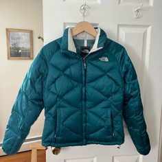 Brand New Teal North Face 550 Women’s Puffer Jacket. Size Small. Worn Only One Time. Casual The North Face Puffer Jacket For Fall, Fitted Green Outerwear For Outdoor Activities, The North Face Fall Puffer Jacket With Pockets, The North Face Puffer Jacket With Pockets For Fall, Casual Long Sleeve Puffer Jacket By The North Face, Blue The North Face Outerwear For Spring, Spring Blue The North Face Outerwear, Fitted The North Face Outerwear For Fall, The North Face Green Winter Outerwear