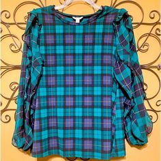 Nwt Plaid Navy/Green Top With Ruffle Sleeves. So Cute! Size 14/16w Blue Ruffle Sleeve Tops For Fall, Lace Peplum Blouse, Cream Turtleneck, Grey Crewneck, Plaid Top, Plaid Blouse, Green Top, Navy Green, Half Zip Pullover