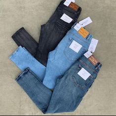 Formal Clothes For Men, Jeans Guide, Pants Ideas, Jeans Colour, Formal Clothes, Hip Hop Jeans, Stylish Lifestyle, Wardrobe Capsule