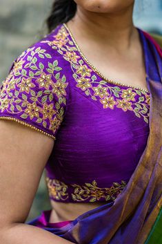 Blouse Maggam Work, Hand Embroidered Blouse, Maggam Work Blouse, Wedding Saree Blouse Designs, Aari Work Blouse, Hand Work Blouse