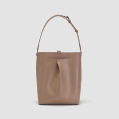 The Studio Bag Porcini Taupe – Everlane Office Bucket Shoulder Bag With Adjustable Strap, Leather Box Bag With Adjustable Strap For Everyday, Leather Handles Crossbody Shoulder Bag For Work, Leather Handled Crossbody Shoulder Bag For Work, Modern Everyday Flap Bag With Leather Handles, Modern Bucket Bag With Leather Handles For On-the-go, Leather-handled Crossbody Box Bag For On-the-go, Functional Leather Top Handle Shoulder Bag, Everyday Leather Box Bag With Adjustable Strap