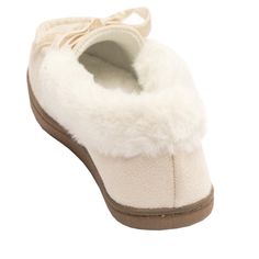 Jessica Simpson Plush, luxurious, fully lined indoor and outdoor moccasin slippers will keep your feeling cozy and stylish all day long. The memory foam cushioning allows the slipper to form to the shape of your foot, creating the most comfortable custom fit and provides you with all the comfort, style, flexibility and support you need in a slipper shoe. Our moccasins are the perfect Mothers Day present, graduation or birthday gift, or just a special treat to yourself! Available in size Small (U Mothers Day Present, Moccasin Slippers, Suede Moccasins, Closed Toe Shoes, Moccasins Slippers, Mothers Day Presents, Velvet Bow, Round Toe Heels, Slipper Socks