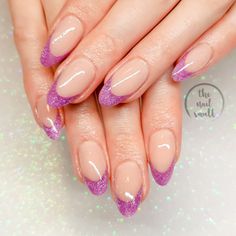 French Tips Glitter, Sparkly French Tip Nails, Sparkly Nail Designs, Natural Extensions, Pink French Tips, Nail Designs Ideas, Pink French