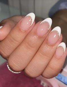 Nails That Go With Any Dress, French Tips With Pattern, Simple White Nail Inspo Short, Gel Nail Inspo Short French Tip, Cute Nails For A Wedding, Nail Inspo 11-12, Forest Green Nails Acrylic Design, Nails For A Wedding Bridesmaid, Nail Inspo For Hoco