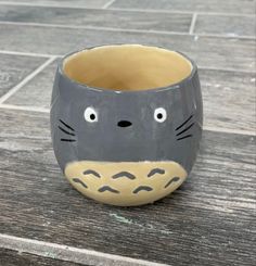 pet pottery As You Wish Ideas Pottery, Cute Painted Cups, Paint A Cup Ideas, Calcifer Pottery, Ceramic Mug Inspiration, Pottery Painting Cup Ideas, Painted Cups Ideas, Fun Pottery Painting Ideas