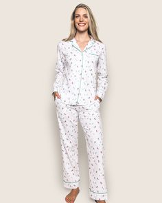 Make memories on the perfect family ski vacation and get cozy after a day of fresh powder and pine dotted mountain slopes in these charming, flannel pajamas. Our brushed cotton flannel has unmatched softness and is lightweight, perfect for year-round comfort. The fabric is made from 100% of the finest quality cotton. It is yarn-dyed to prevent fade and brushed for added softness making the sleepwear feel absolutely luxurious, getting cozier after each wash. You will be tucked in luxury and off t Family Ski Vacation, Womens Flannel Pajamas, Family Ski, Ski Family, Ski Vacation, Flannel Pajama Sets, Flannel Women, Make Memories, Perfect Family