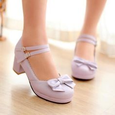 Trendy Fashion Womens Mary Janes Lolita Bowknot Round Toe ankle strap Chunky Heels Shoes, Womens Shoes Glamour Vintage, Kawaii Shoes, Womens Mary Janes, Block Heel Shoes, Chunky Block Heels, Buckle Shoes, Thick Heels, Pretty Shoes, Dress And Heels