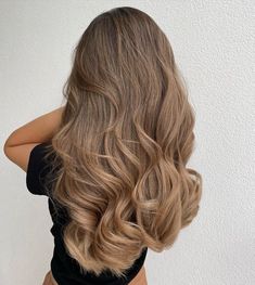 Haircut Inspiration Long, Dark Brunette Hair, Hairstyle Hairstyle, Brown Hair Looks, Hair Inspiration Long, Lob Hairstyle, Haircut Inspiration, Honey Hair, Hair Styles 2017