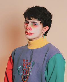 Hot Clown Makeup Male, Clown Makeup Halloween Men, Male Face Paint Halloween, Clown Makeup Aesthetic Men, Evil Clown Makeup Male, Makeup Looks Men, Jester Makeup For Men, Men's Makeup, Men Clown Makeup