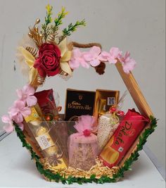 Chocolate Hamper - Giftlaya Hampers Ideas For Diwali, Diwali Gift Hamper Packing Ideas, Hamper Boxes Ideas, Wedding Gift Hamper Ideas For Guests, Diwali Packing Ideas For Wedding, Gift Hamper Packing Ideas, Chocolate Hamper Ideas Baskets, Hamper Decoration Ideas Gift, Wedding Gift Hamper Ideas