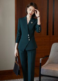 pn3541-fix-3 Formal Uniform For Women, Woman Suit Fashion Classy Style, Dark Green Suit For Women, Formal Blazers For Women, Office Suits For Women, Business Suit Women, Woman Suit Fashion Classy, Blazer Korean Style, Formal Suits For Women