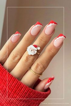 santa hat french tip nails design ideas Red Christmas Nail Designs, Cute Christmas Nail Designs, Red Christmas Nail, Christmas Gift Nails, Disney Christmas Nails, Xmas Nail Designs, Christmas Nail Colors, Christmas Nail Ideas