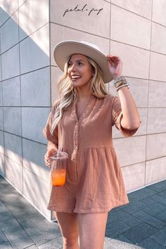 Imagine golden hour in our short sleeve romper, the Winny Romper 💛 Tap to shop this casual summer romper for your cute summer outfits or cute casual outfits! ✨ #summerromperoutfit Beachy Summer Outfits, Casual Summer Rompers, Summer Romper Outfit, Elegant Summer Outfits, Everyday Casual Outfits, Chic Summer Outfits, Trendy Summer Outfits, Short Sleeve Romper, Romper Outfit