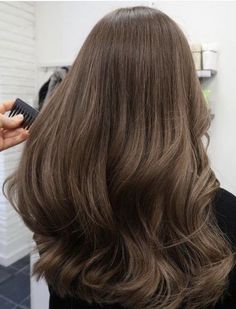 Neutral Brown Hair Color With Highlights, Brown Hair For Warm Skin Tones, Muted Brown Hair, Hazelnut Brown Hair Color, Cold Brunette Hair, Dusty Brown Hair, Warm Tone Hair Color, Hazelnut Brown Hair, Asian Mullet