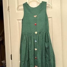 Green Handmade Dress With 9 Handmade Ceramic Buttons Scoop Neck Sleeveless 2 Front Pockets Slips Overhead Pit To Pit 17 Inches Long - Shoulder To Hem 50 Inches Perfect Never Worn Artsy Clothing, Dresses Handmade, Clothing Reference, Ceramic Buttons, Teacher Clothes, Artsy Outfit, Handmade Dress, Pretty Clothes, Teacher Outfits