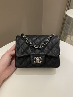 Chanel Classic Quilted Mini SquareBlack Caviar SHW17 x 13 x 7 cmChain drop 53 cm17 Series9.5/10 Excellent (minor signs on hardware and smoothening on edges and corners otherwise excellent)Includes ity card and entrupy ation certificate available upon purchasePrice now 6650 sgd 5030 usd CN5165-01 Chanel Square Mini, Chanel Mini Square, Designer Bags Louis Vuitton, Burberry Sunglasses, Black Caviar, Coach Bag, Carry All Bag, Classic Mini, Flap Bag