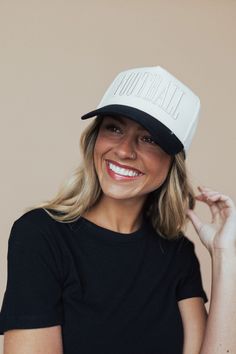 Snapback Hat Outfit For Women, Snapback Hats Outfit, Maxi Tops, Skirt Jumpsuit, Outfits With Hats, Outfits Women, Top Sales, Cardigan Jacket, Fashion Outfit