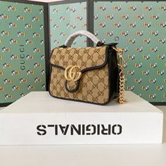 Fendi X Versace, Gucci Bags Outlet, Gucci Handbags Outlet, Purse Collection, Top Handbags, Evening Clutch Bag, Gucci Handbags, Gucci Bags, Sierra Leone