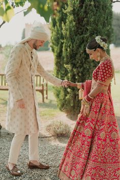 East Meets West Wedding, Catholic Wedding Ceremony, Hindu Ceremony, Tuscan Countryside, Wedding In Tuscany, Wedding Sari, Under The Tuscan Sun, Multicultural Wedding, West Wedding