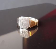 9 Carat solid hallmarked gold signet ring  Date 1956 Size UK N USA 6 3/4 Weighs 1.3 g Made by H.G.& S. Birmingham Head height 10 mm band 3 mm Please check your Etsy delivery address and ring size Ring will be sent to UK free special delivery To the USA free signed/tracked delivery I post Tuesdays and Fridays R21 Classic 14k Stamped Signet Ring For Commemoration, Classic Engraved Hallmarked Ring For Commemoration, Formal White Gold Signet Ring, Classic Hallmarked Engraved Ring For Commemoration, Yellow Gold Signet Ring Stamped 925 For Anniversary, Antique Signet Ring Stamped 925 For Formal Occasions, Vintage Formal Signet Ring Stamped 925, Formal 14k Gold Signet Ring Stamped 925, Oval 14k Gold Signet Ring Stamped 925