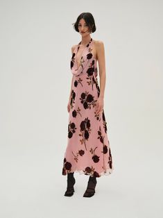 Prepare to charm in the Rose Velvet pink maxi dress—a long floral dress with a plunging front and back cowl neckline, plus halter straps. Wear it to your most chic winter events. Order Dresses Online, Long Floral Dress, Velvet Pink, Rose Velvet, Velvet Maxi Dress, Velvet Maxi, Halter Maxi Dress, Floral Dresses Long, Pink Maxi