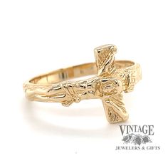 14 karat yellow gold crucifix ring Dream Jewelry, The Ring, The Cross, Cute Jewelry, Gold Ring, Gold Rings, Wedding Rings, Jesus, Yellow Gold