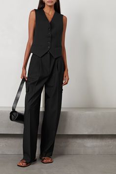 A hybrid of tailored and cargo styles, Frankie Shop's woven 'Maesa' pants feel at once polished and relaxed. They have sharply pressed pleats running from the high-rise waist through the wide legs. The versatile black shade will complement muted neutrals and bold pops of color alike. Black Vest Outfit, Cargo Pants Outfit, The Frankie Shop, Frankie Shop, Fall Capsule Wardrobe, Black Vest, Vest Outfits, Western Outfits, Black Outfit