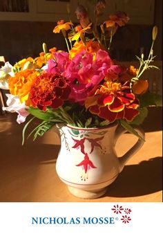 Small Jug Fuchsia filled with flowers Flowers For Bedroom, Nicholas Mosse Pottery, Nicholas Mosse, Fake Bouquet, Pottery Jugs, Irish Crafts, Vase Painting, Family Breakfast, Fall Floral Arrangements